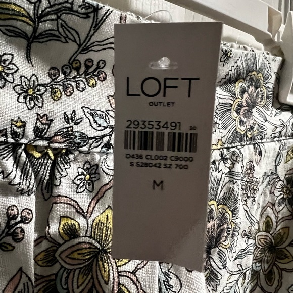 NWT Loft Outlet Skirt Floral White/Black/Pink/Yellow Medium Has Pockets 🙌🏼 - Picture 2 of 5